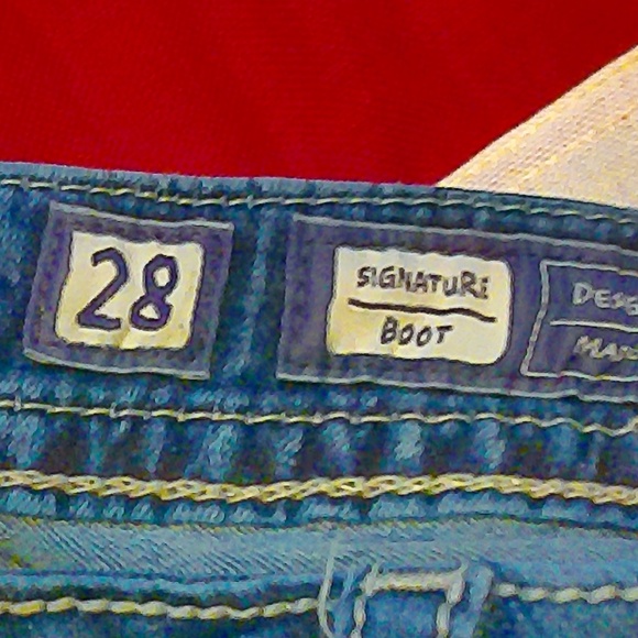 Miss Me Signature Boot Jeans Sequin Rhinestone Pockets Silver Label Sz28/29 NWOT - Picture 13 of 14